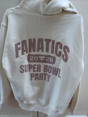 Fanatics Cream Hoodie with Dusty Mauve Graphic